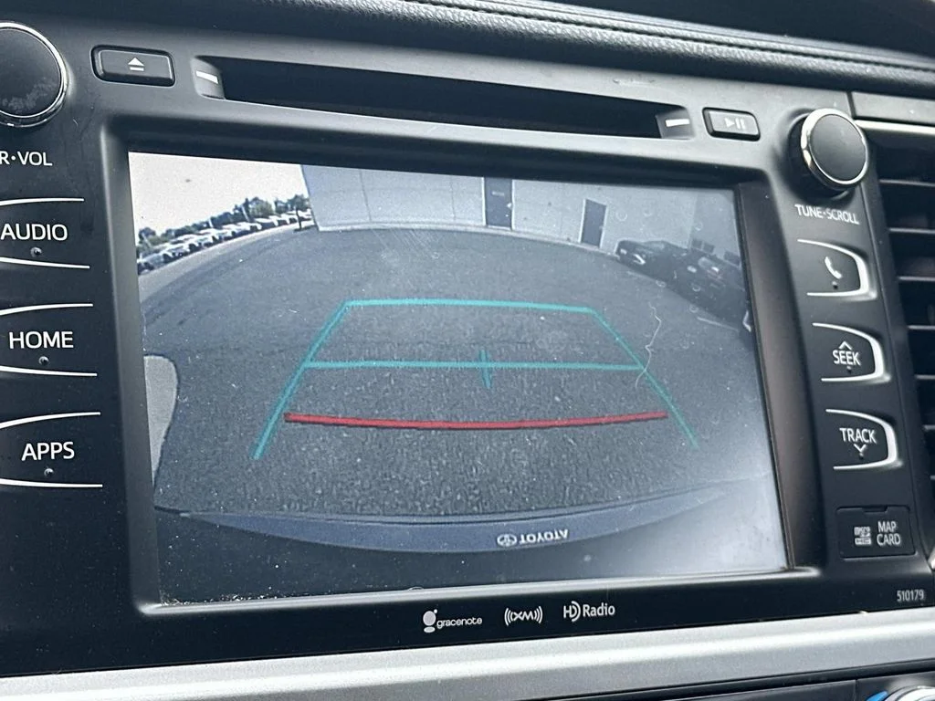 Used 2018 Black Toyota XLE image 16