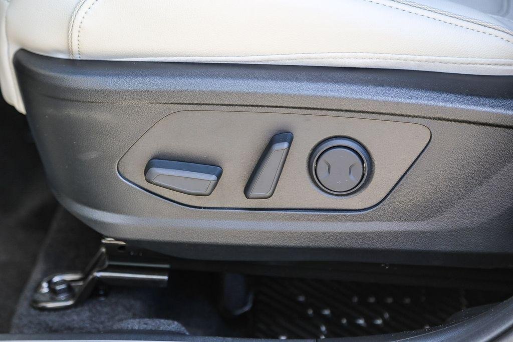 2026 Hyundai Tucson Limited - Photo 23