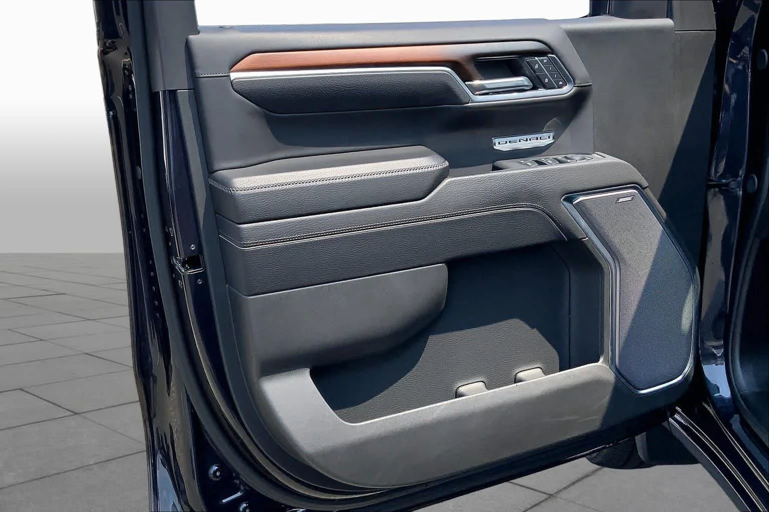 Used 2024 Titanium Rush Metallic GMC Denali image 20