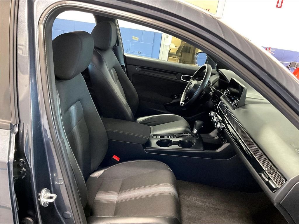 Used 2025 Gray Honda Sport image 10