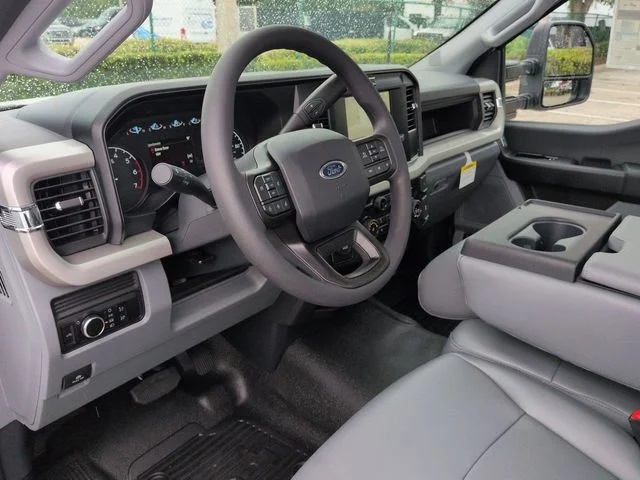 New 2026 Oxford White Ford F-250® XL image 15