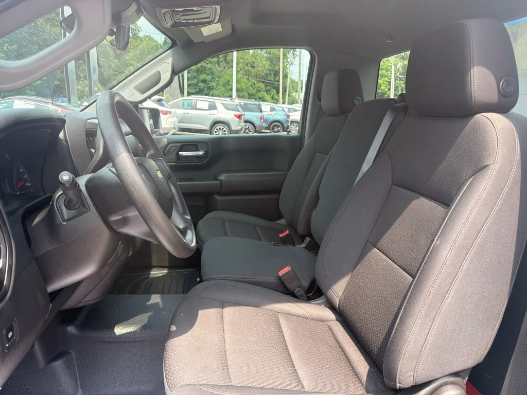 Certified Used 2025 Summit White Chevrolet WT image 57