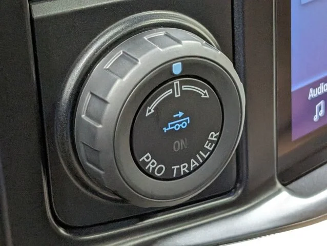 New 2026 Star White Metallic Tri-Coat Ford F-350® King Ranch® image 47