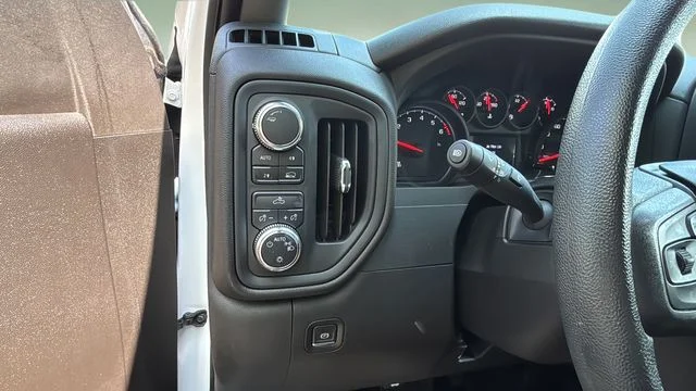 Used 2025 White GMC Pro image 21