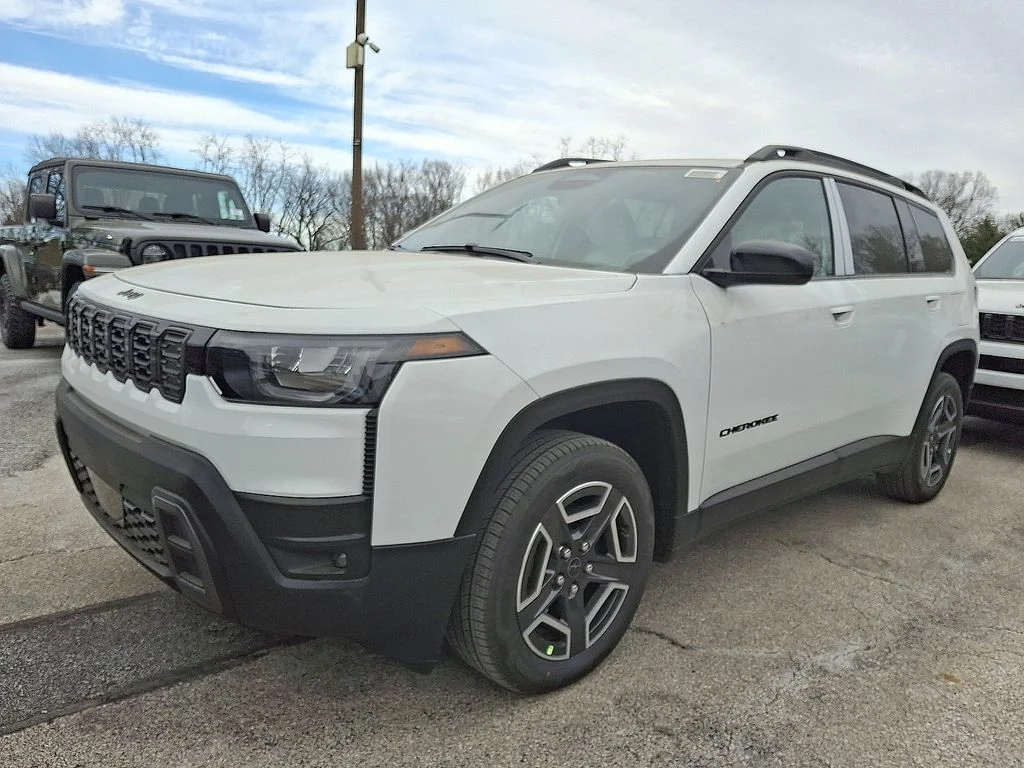 New 2026 Bright White Clear-Coat Exterior Paint Jeep Laredo image 2