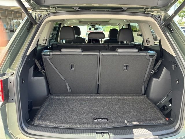 New 2026 Avocado Green Volkswagen 2.0T SE w/Technology image 6