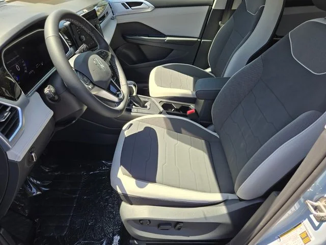 New 2026 Gray Volkswagen 1.5T SE image 6