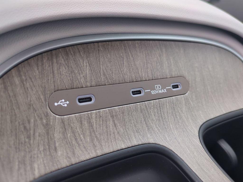 New 2027 Gray Hyundai Blue SEL 7P image 34