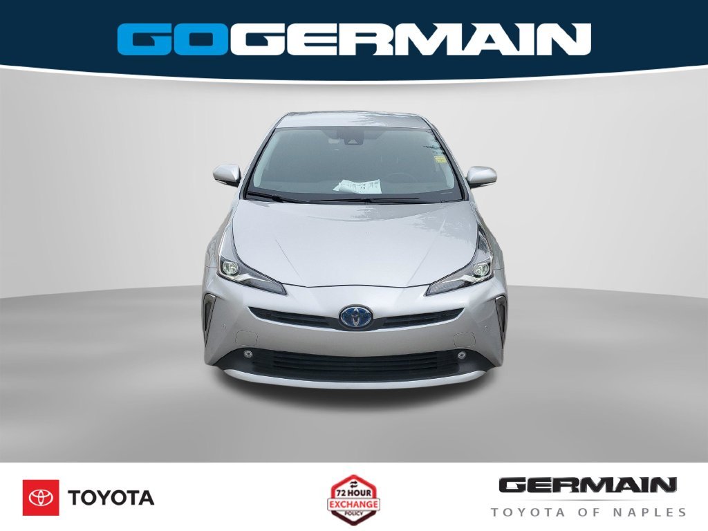 Certified Used 2022 Silver Toyota XLE image 3