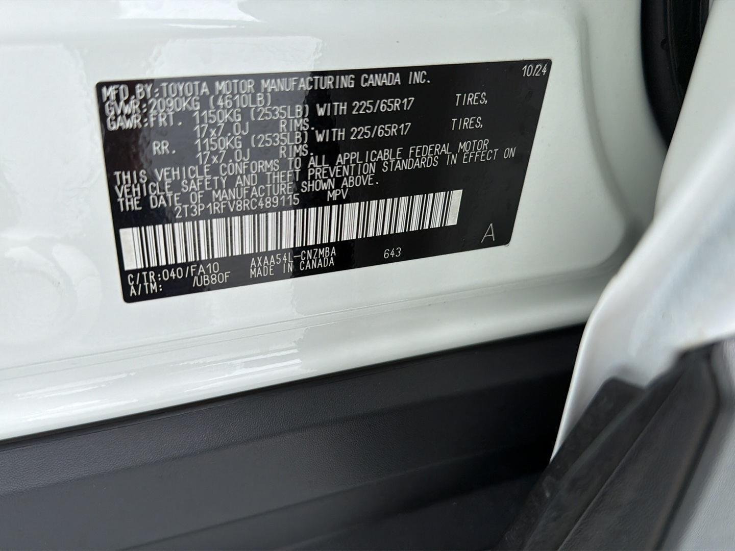 Used 2024 Ice Cap Toyota XLE image 43