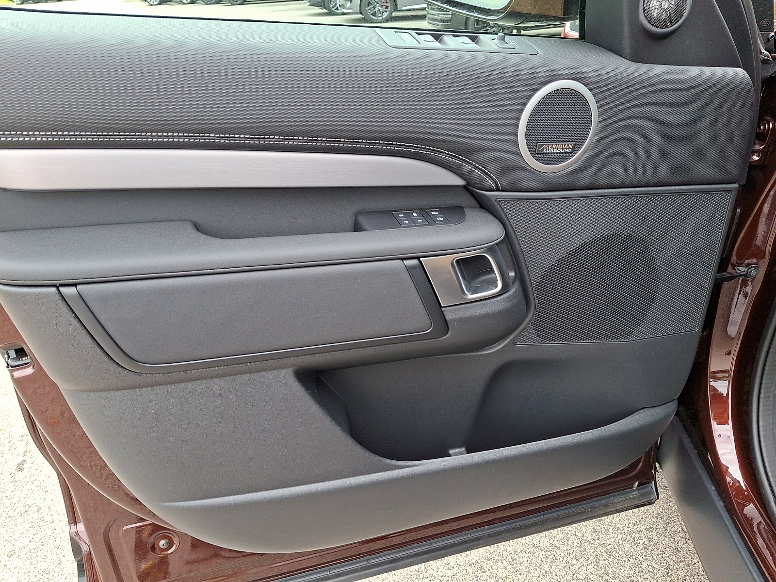 New 2026 Sedona Red Land Rover Gemini Edition image 10