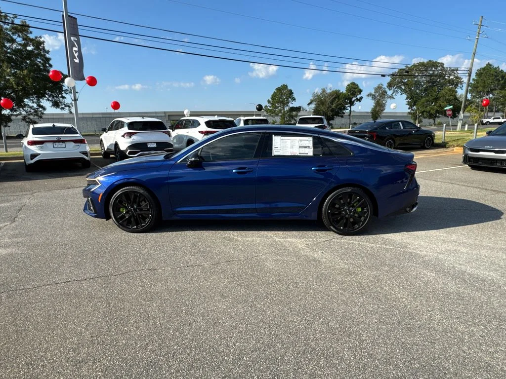 2026 Kia K5 GT - Photo 6