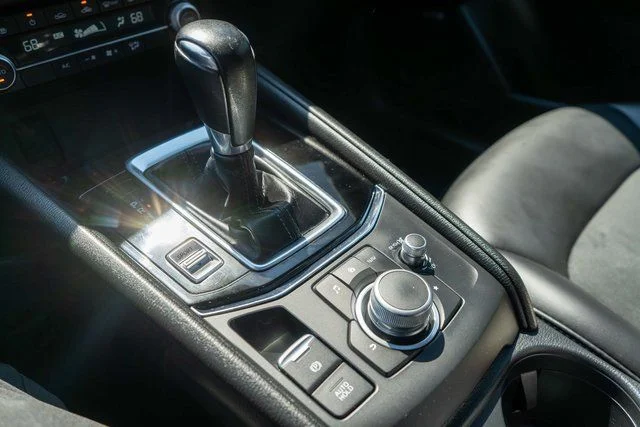 Used 2020 Black Mazda Touring image 34