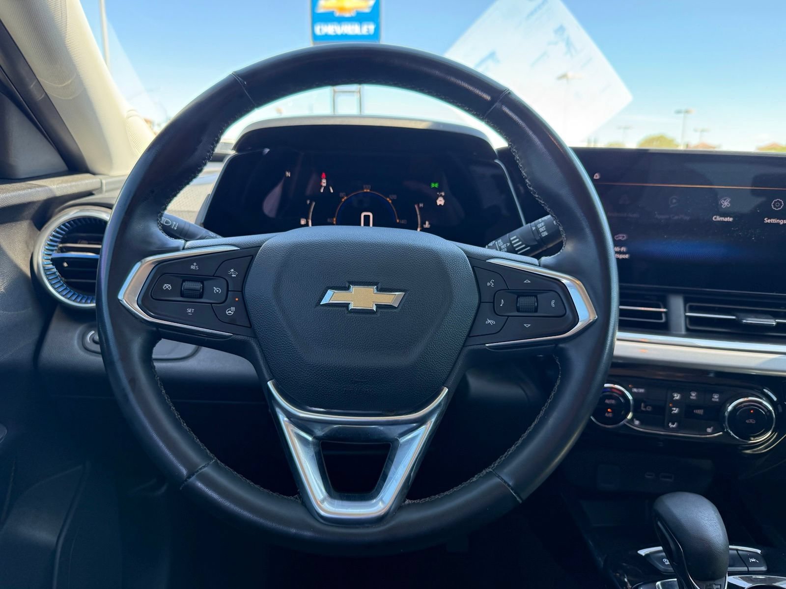 2024 Chevrolet Trax LT - Photo 20