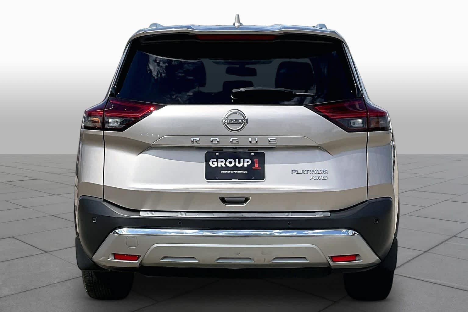Pre-Owned 2022 Nissan Rogue Platinum