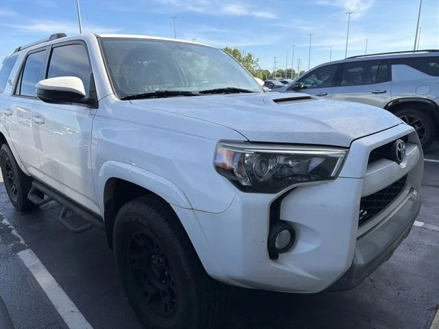 2018 Toyota 4Runner Off-Road 4x4 V6's photo