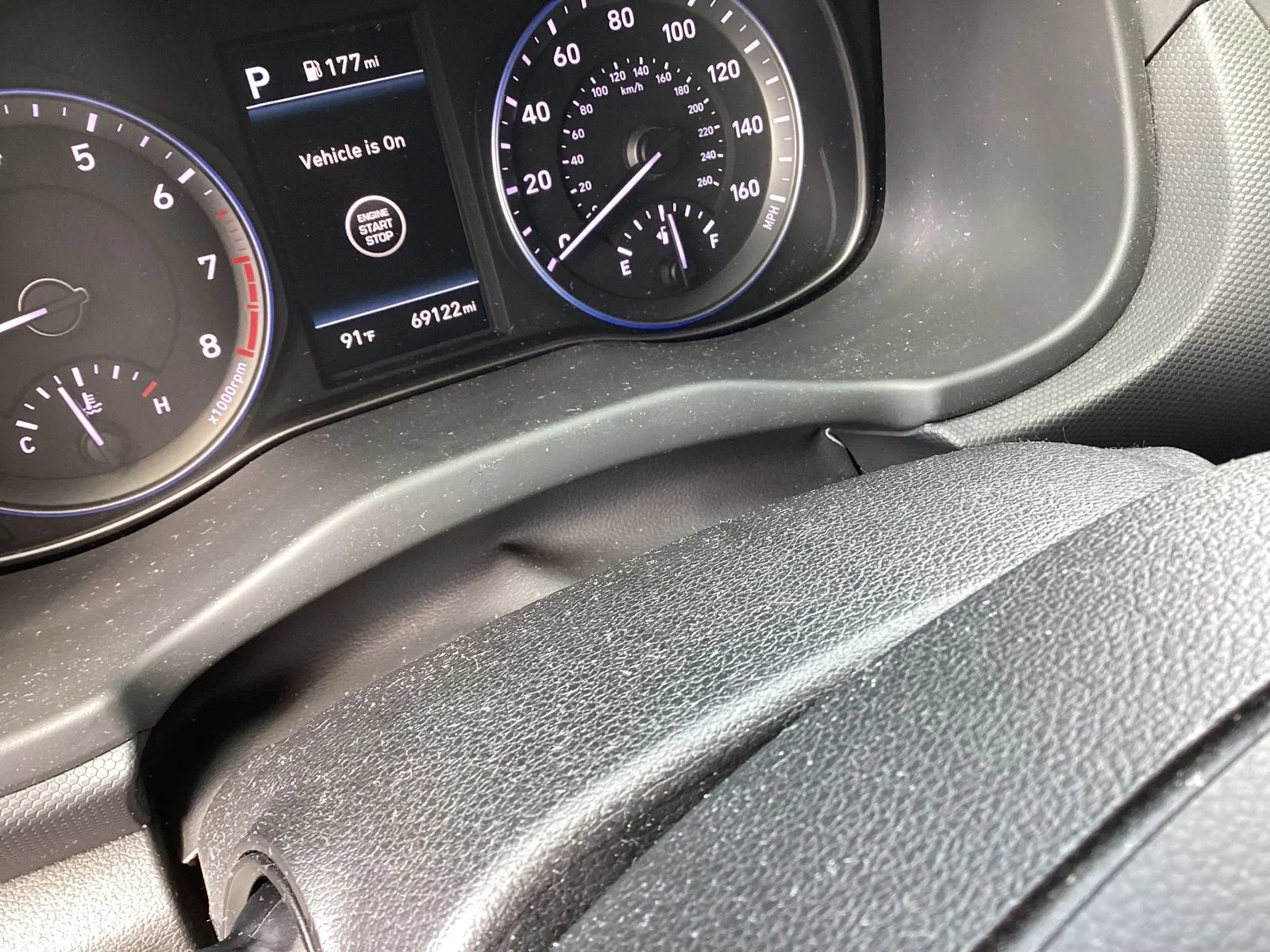 Certified Used 2020 Blue Hyundai SEL Plus image 3