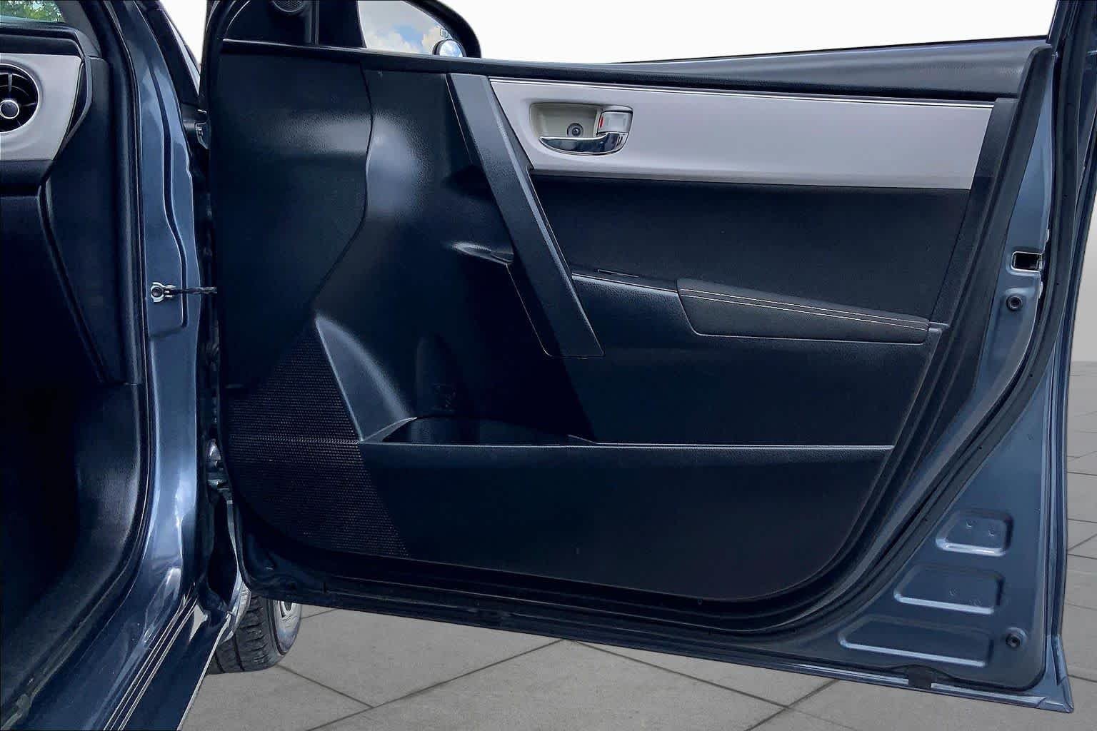 Used 2018 Slate Metallic Toyota LE image 22