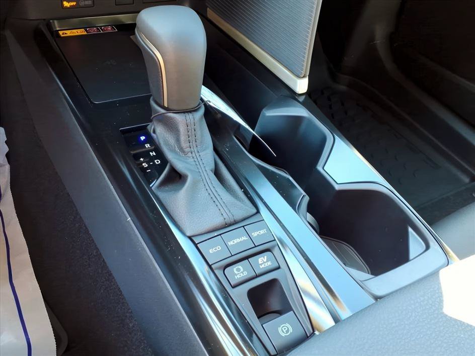 2026 Toyota Camry Nightshade - Photo 12