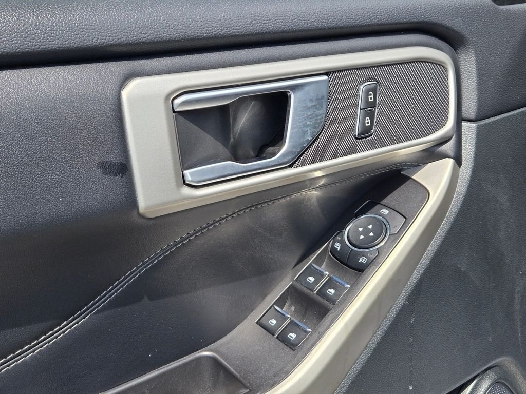 Used 2023 Silver Ford XLT image 14