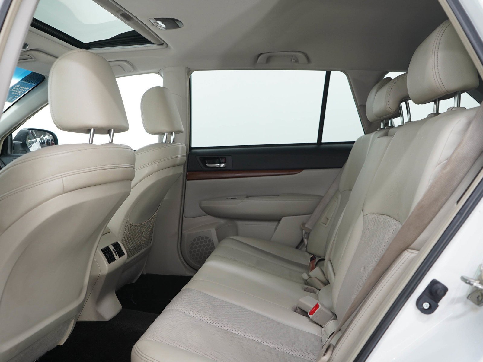 Used 2014 Satin White Pearl Subaru 2.5i image 14