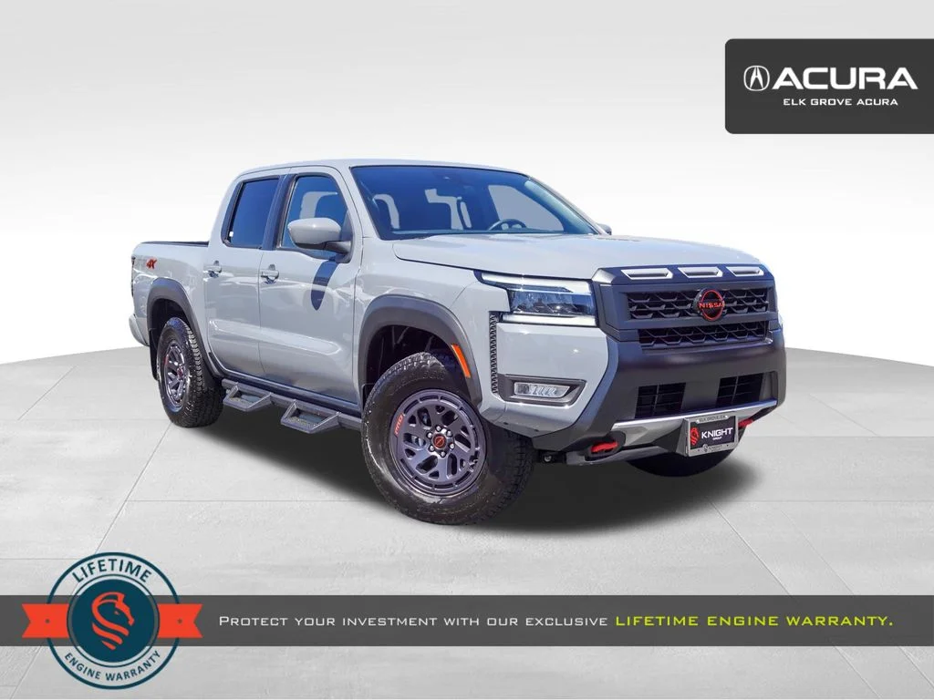 2025 Nissan Frontier PRO-4X Crew Cab 4X4's photo