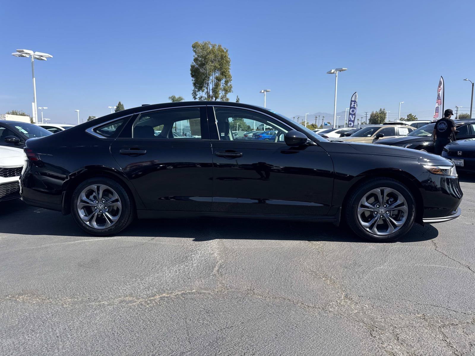 2023 Honda Accord EX - Photo 40