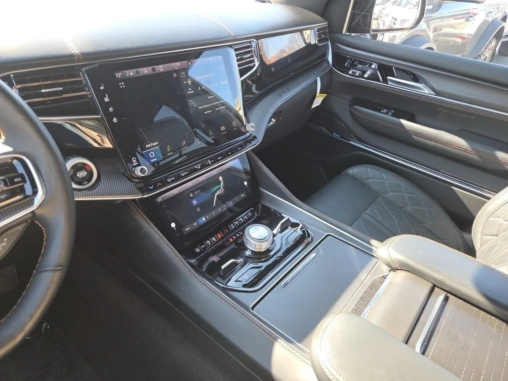 2024 Jeep Grand Wagoneer L Series III - Photo 47
