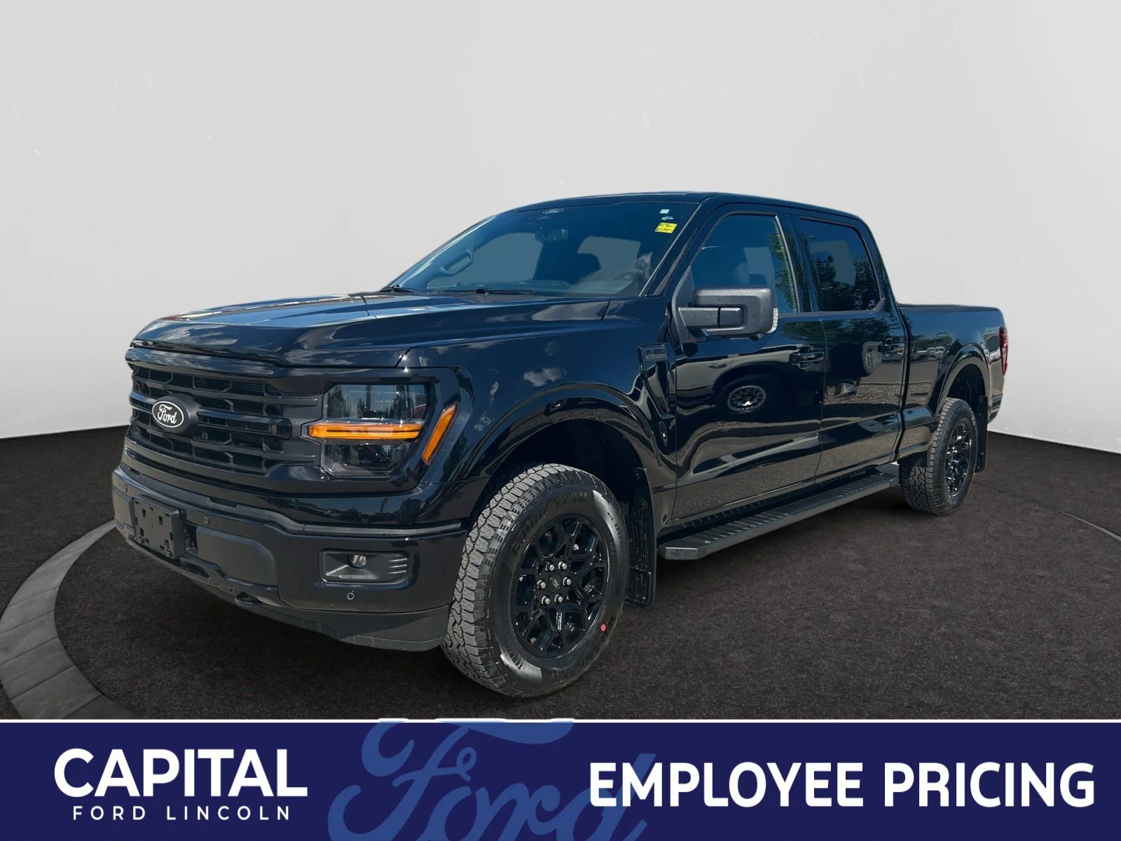 New 2026 Agate Black Metallic Ford XLT image 1