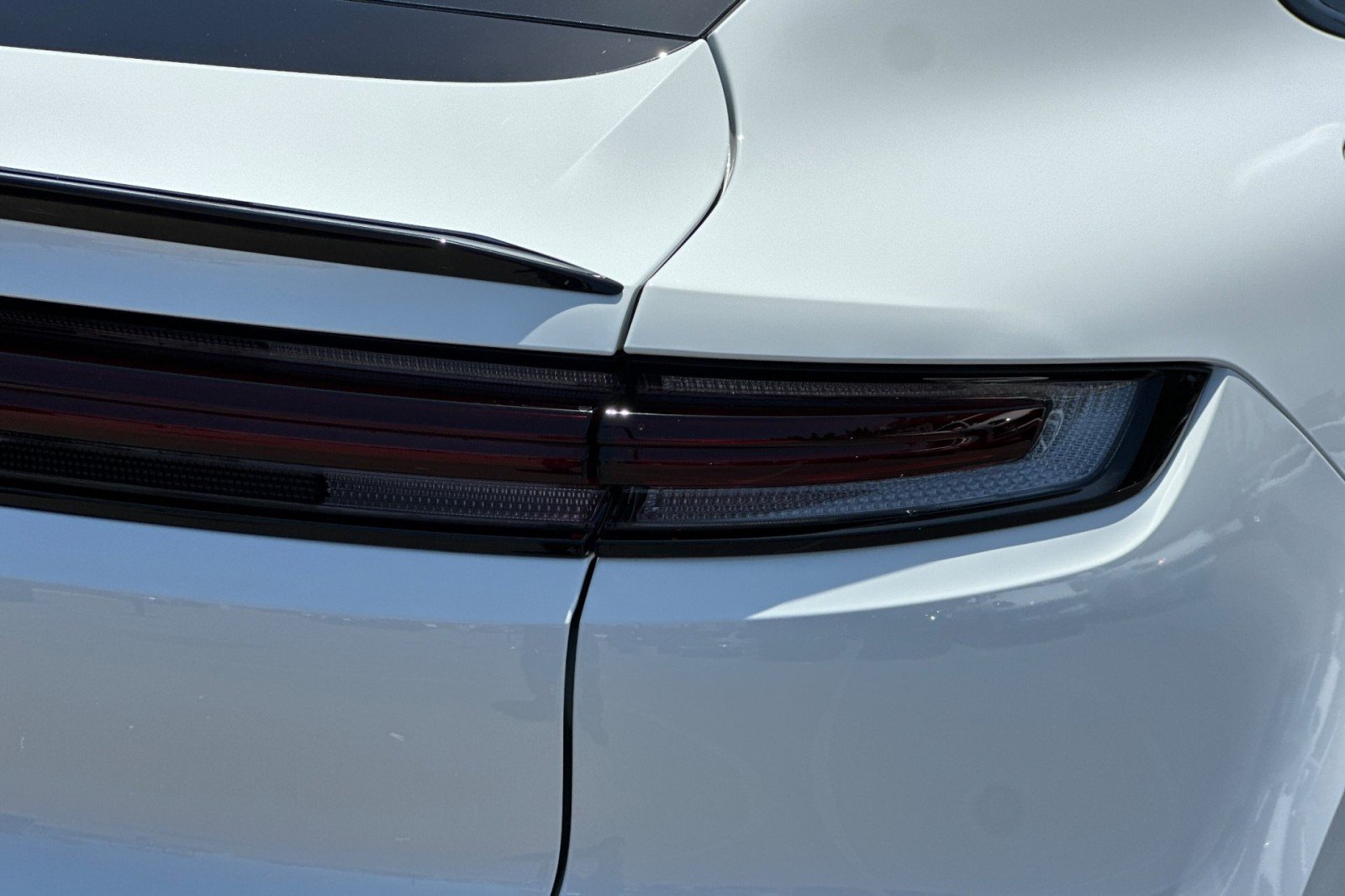 New 2026 White Porsche Coupe image 28