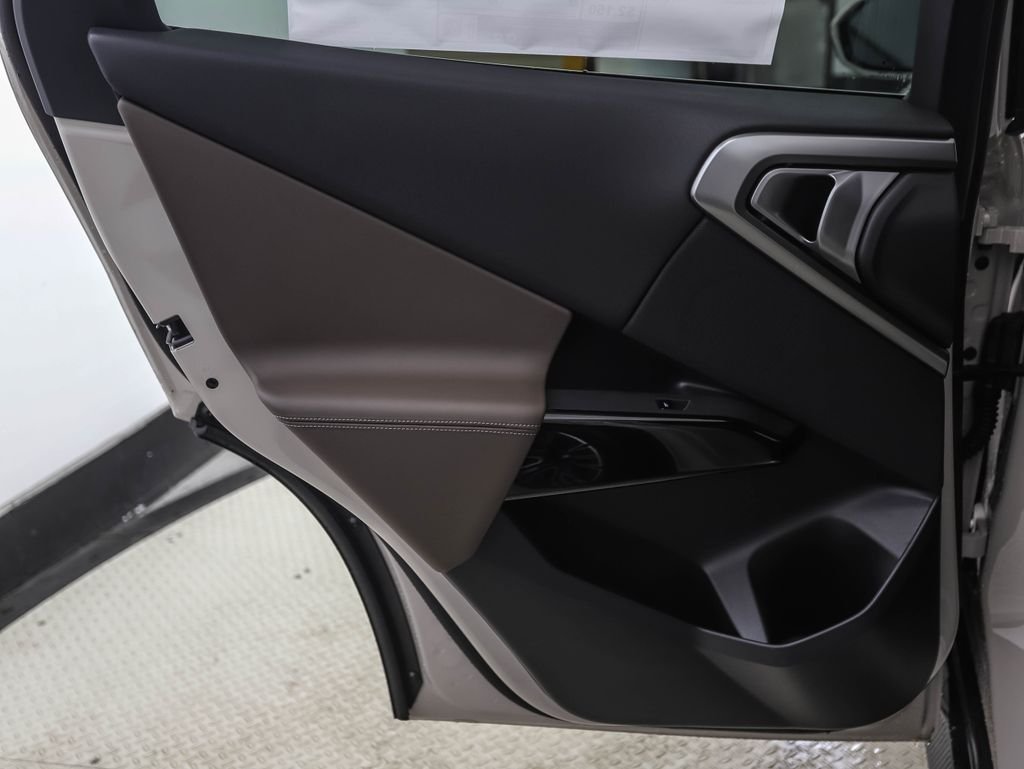 Used 2026 Gray Metallic BMW 30 xDrive image 20