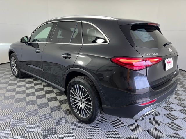 New 2026 Gray Mercedes-Benz GLC 300 image 5