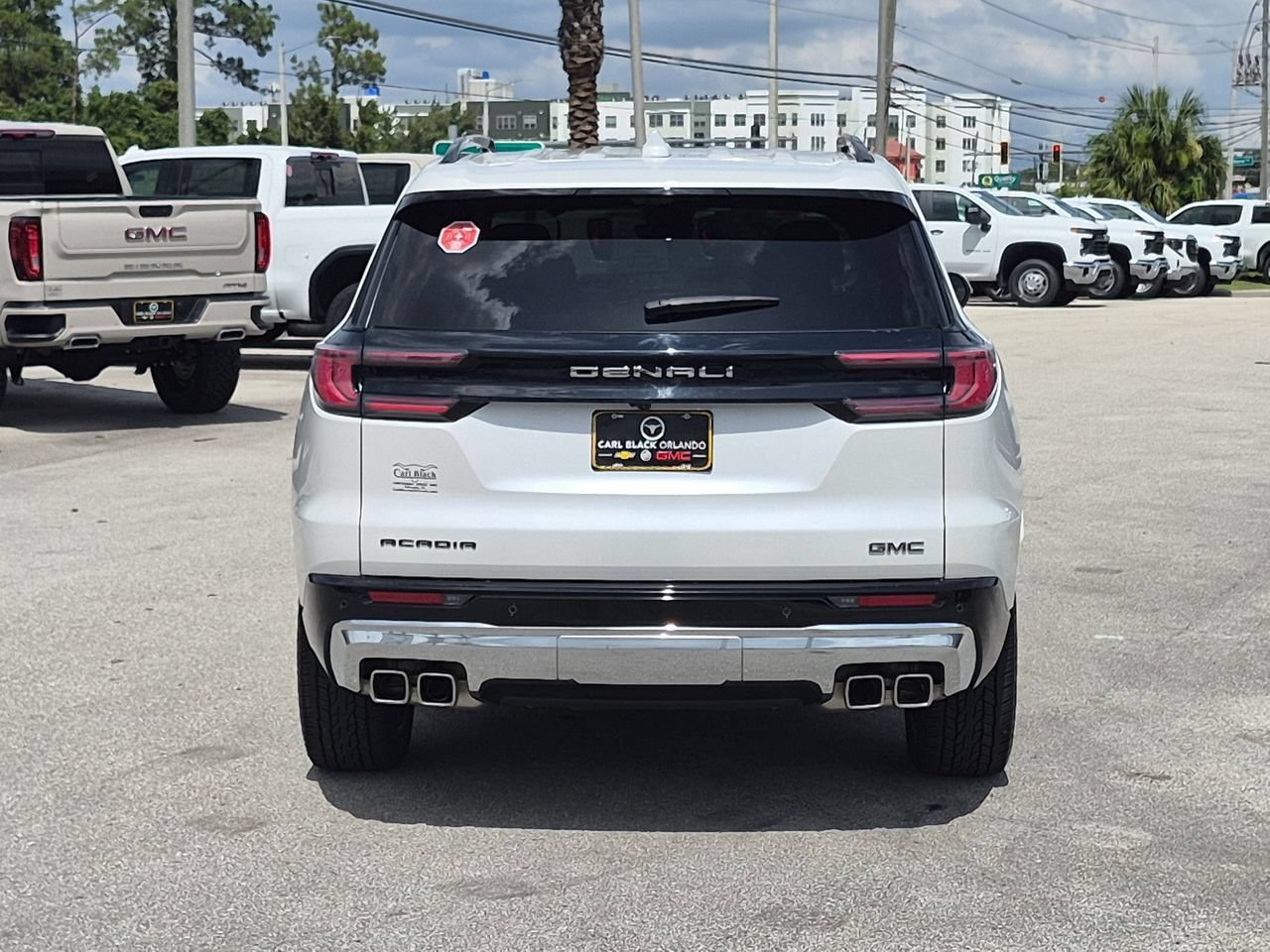 Used 2025 White Frost Tricoat GMC Denali image 7