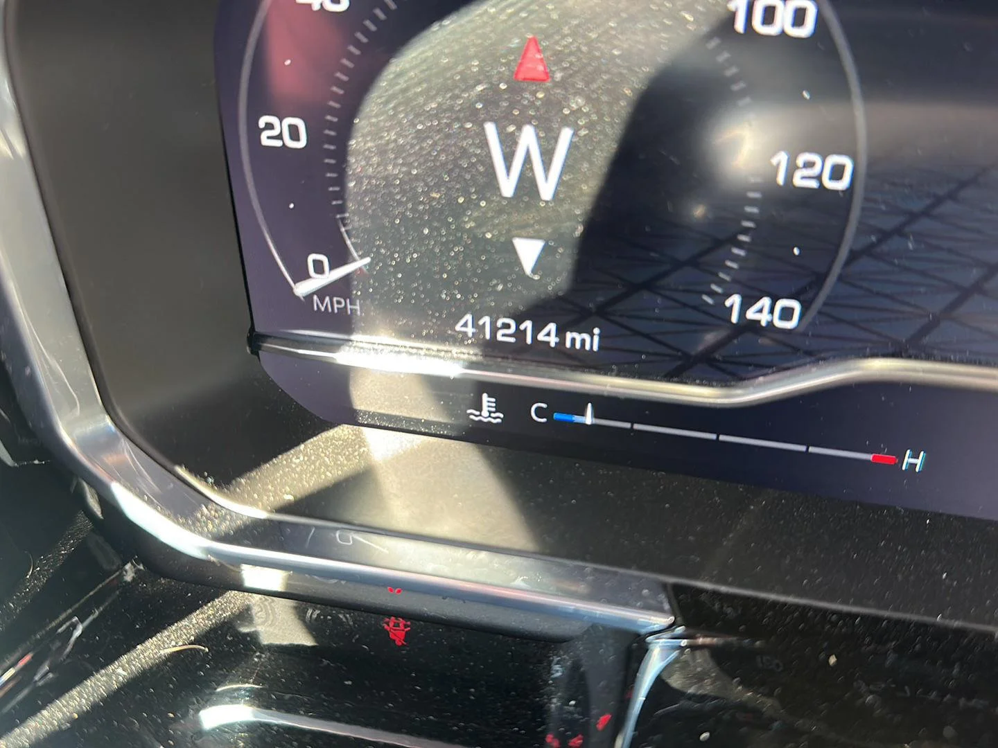 Used 2024 Onyx Black GMC Elevation image 8