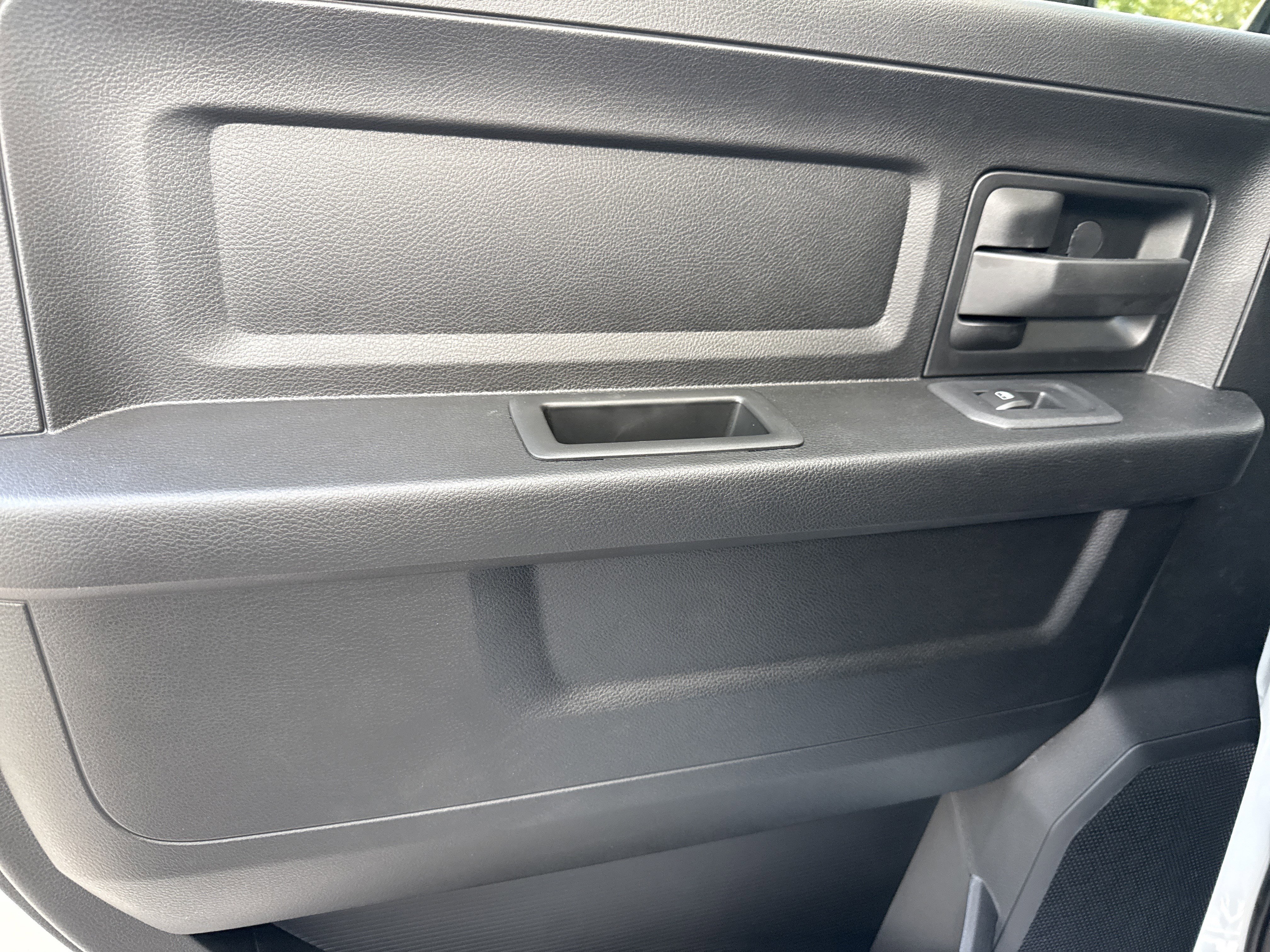 New 2026 Bright White Clearcoat RAM Tradesman image 20