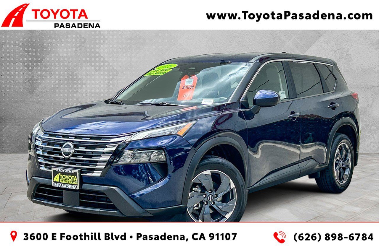 2025 Nissan Rogue SV FWD's photo