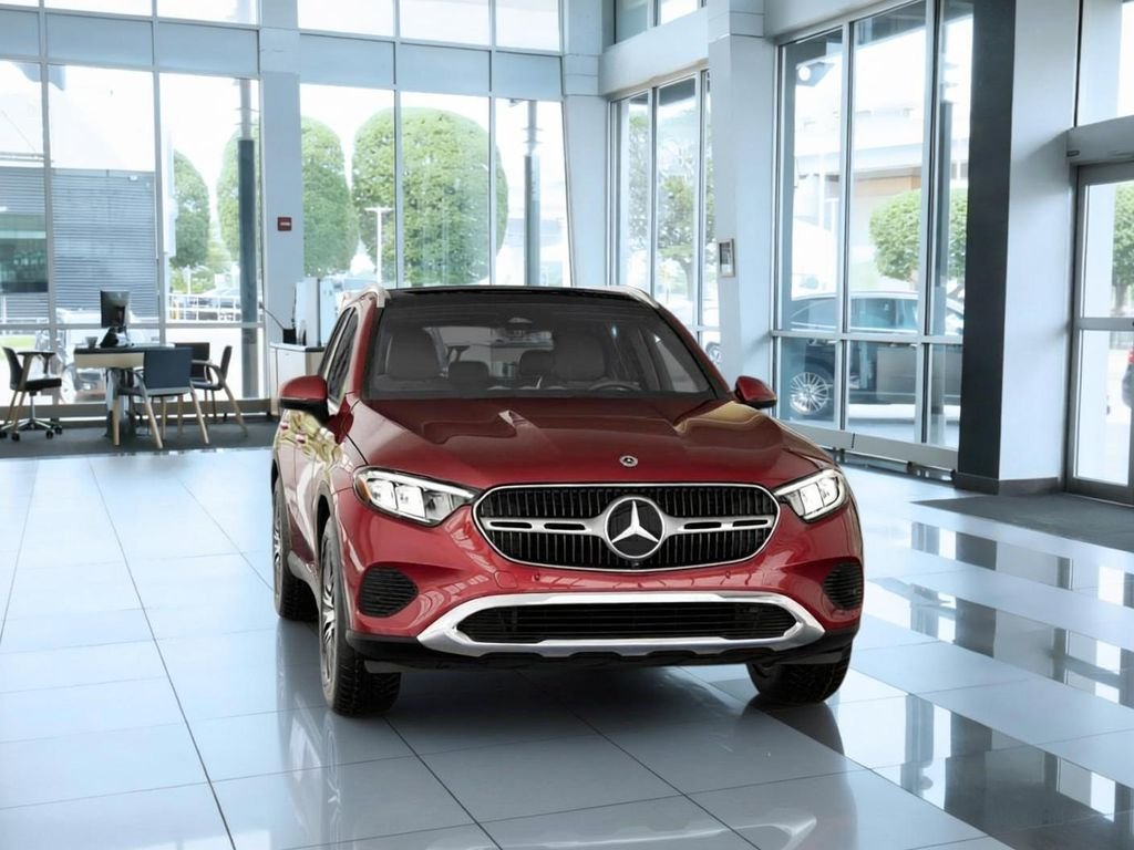 New 2026 MANUFAKTUR Patagonia Red Metallic Mercedes-Benz GLC 300 image 8