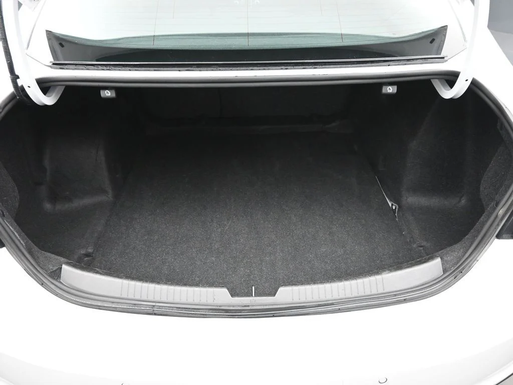 2024 Chevrolet Malibu 1LT - Photo 9