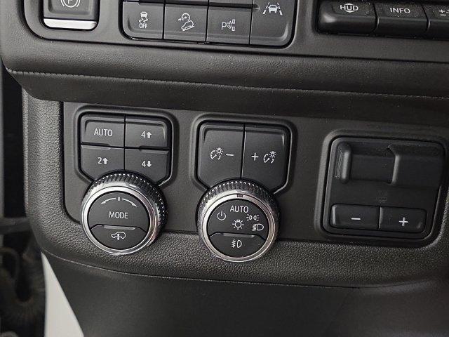 Used 2024 White Frost Tricoat GMC Denali Ultimate image 22