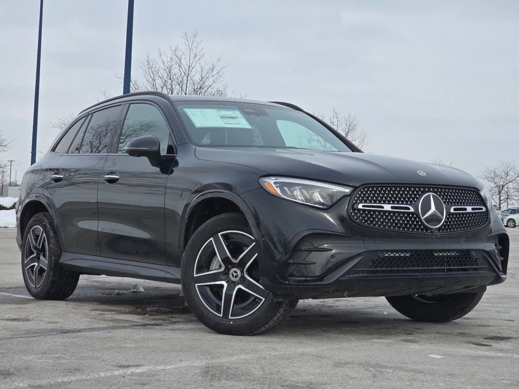 New 2026 Black Mercedes-Benz GLC 300 image 2