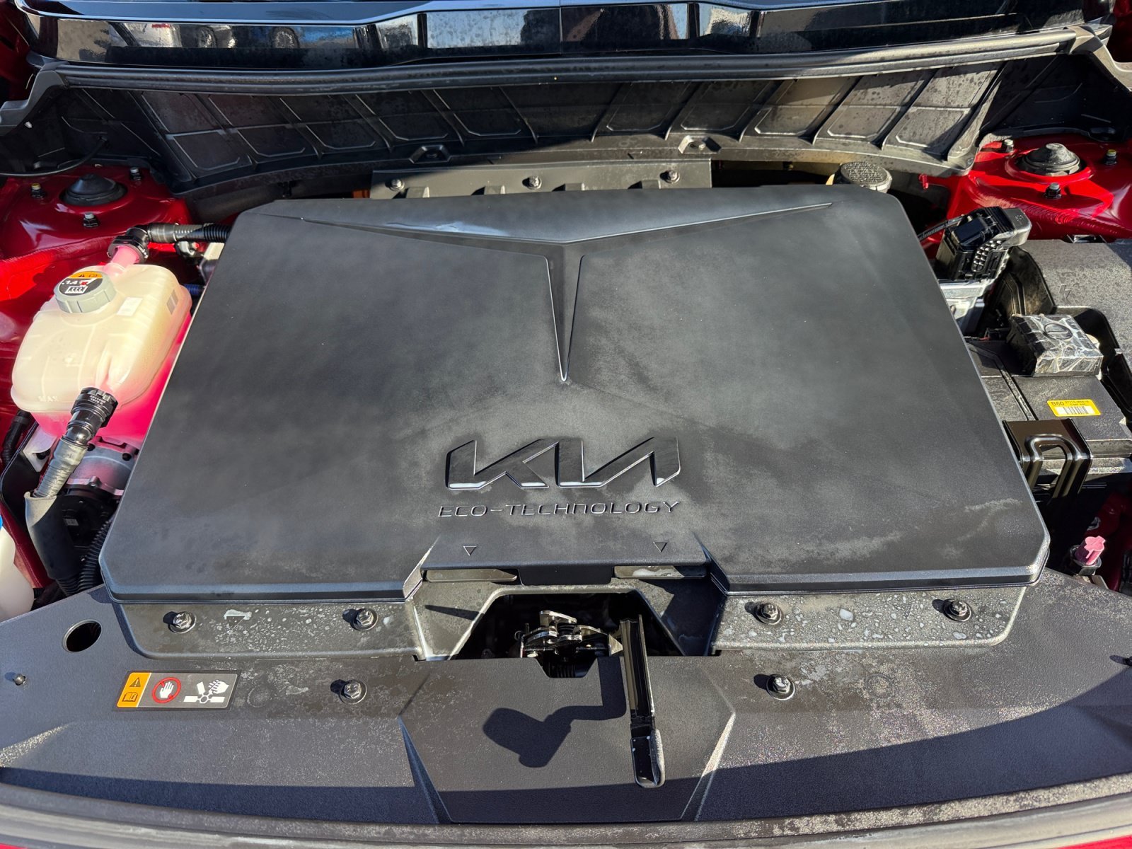 Used 2023 Red Kia Wind image 20