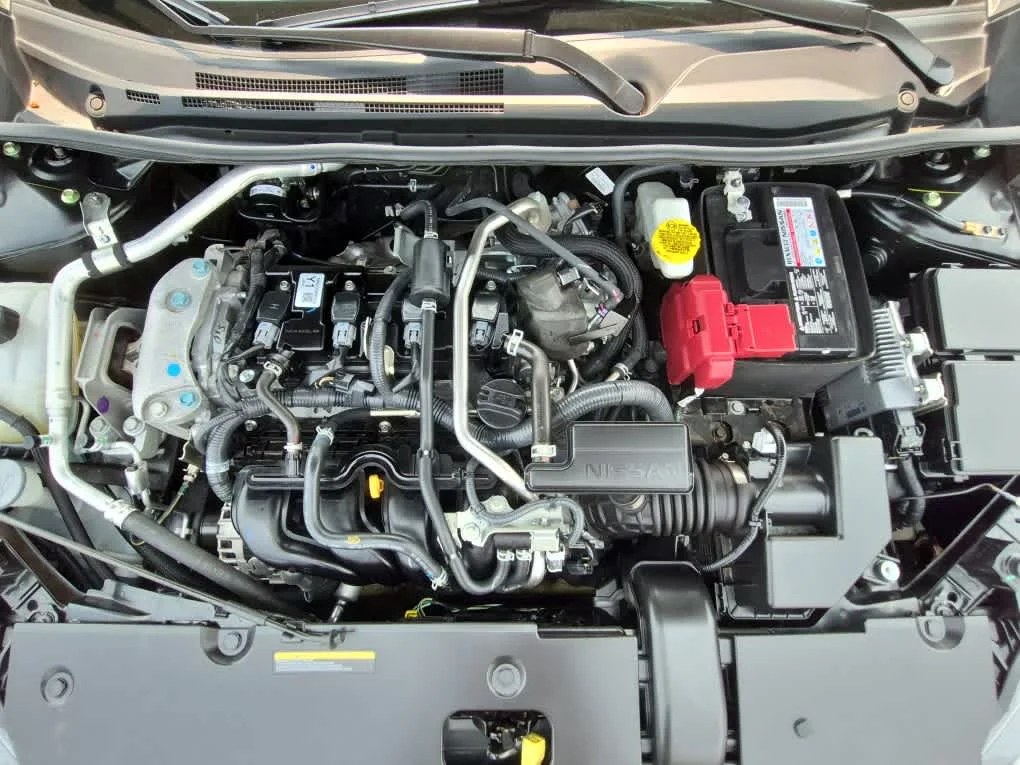 Used 2023 Super Black Nissan SV image 18