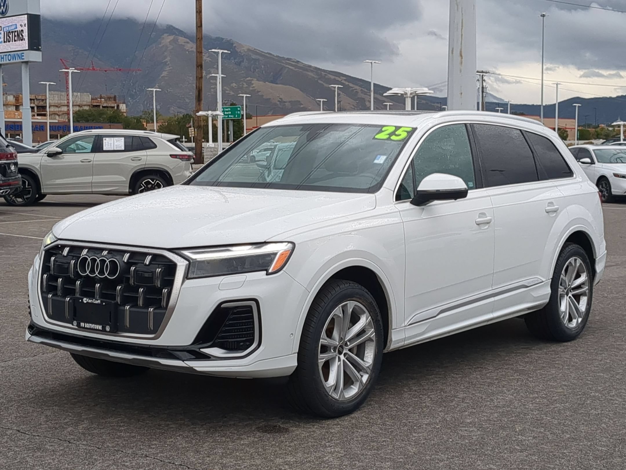 Used 2025 White Audi Premium Plus image 8