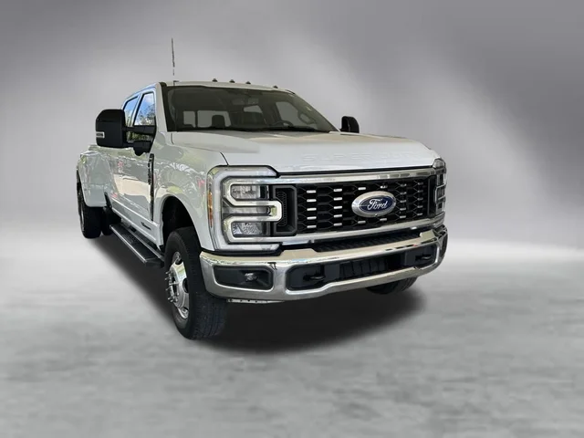 2025 Ford F-350SD Lariat