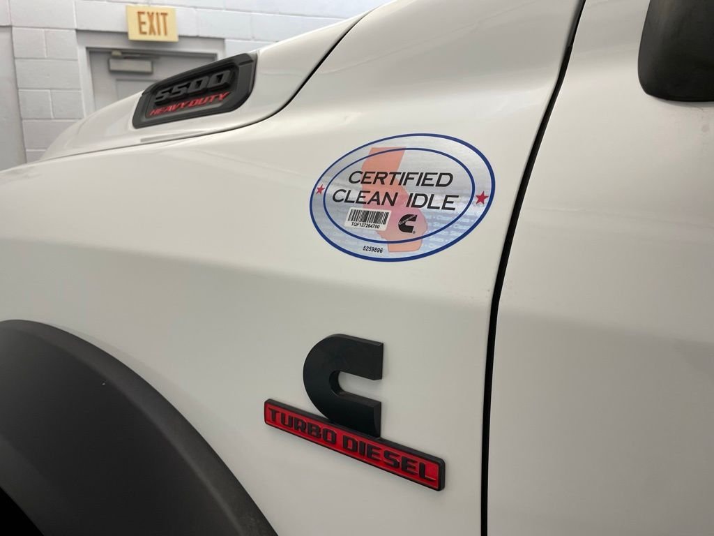 New 2026 Bright White Clearcoat RAM Tradesman image 10