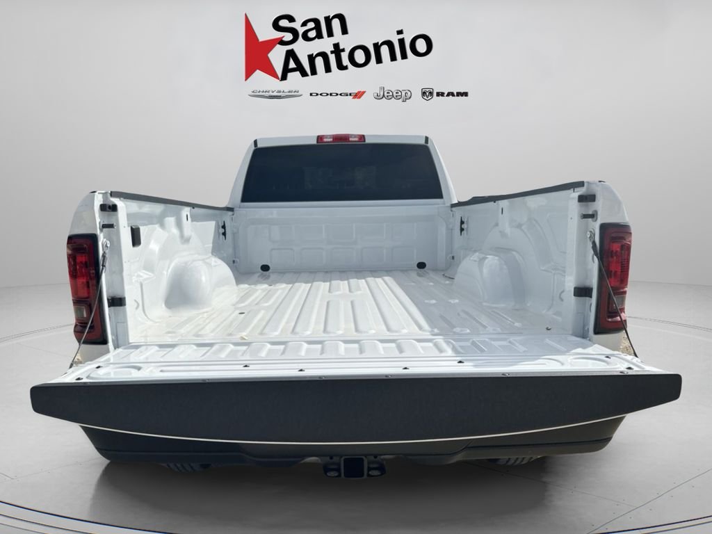 New 2026 Bright White Clearcoat RAM Tradesman image 19