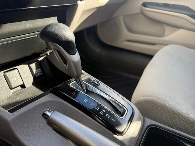 Used 2013 Black Honda LX image 22