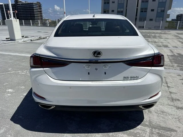 Used 2024 White Lexus 350 image 24
