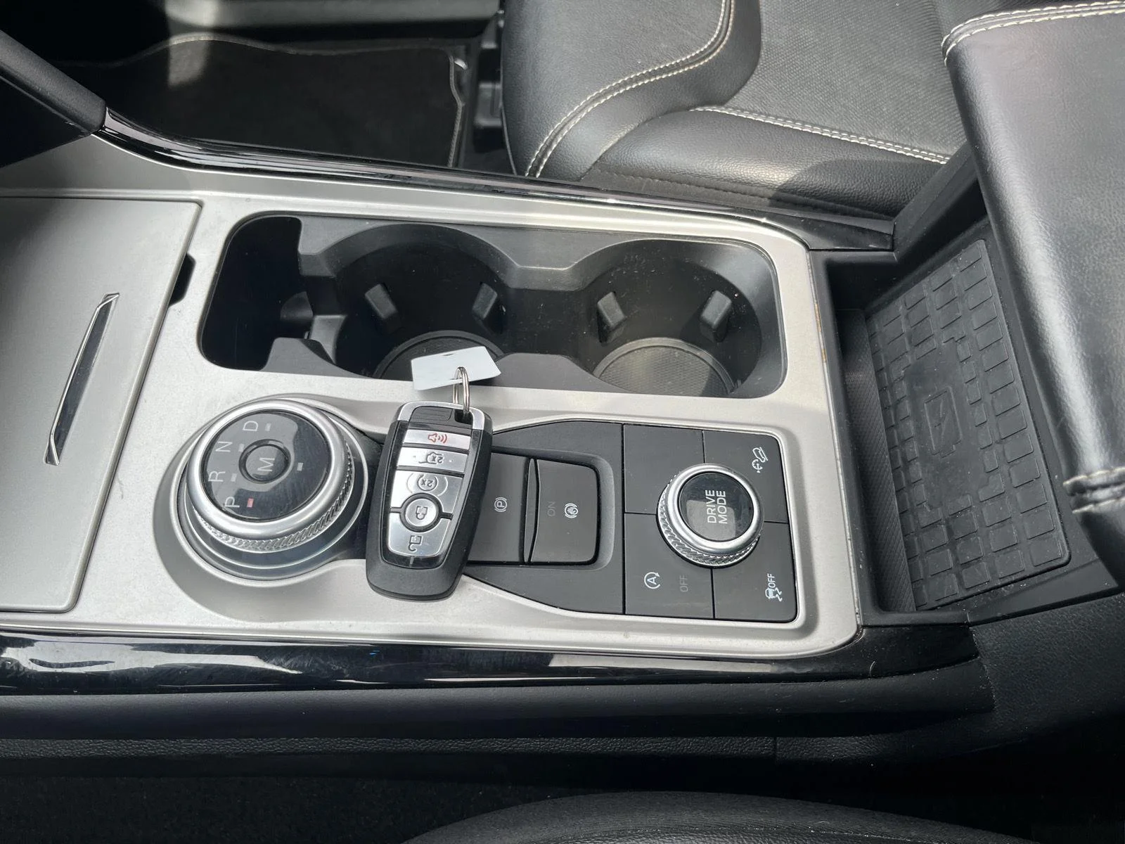 Used 2023 Star White Ford ST image 27