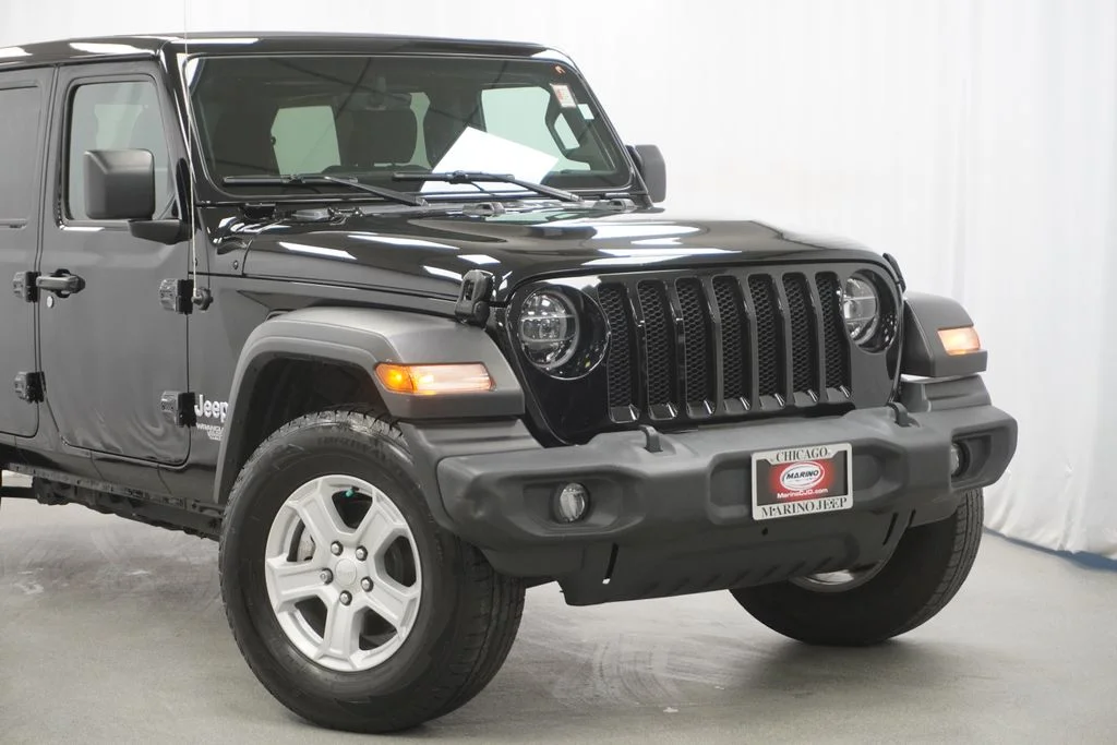 Used 2021 Black Jeep Unlimited Sport S image 3